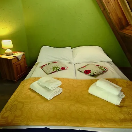 Goralski Dwor Bed and Breakfast Kościelisko